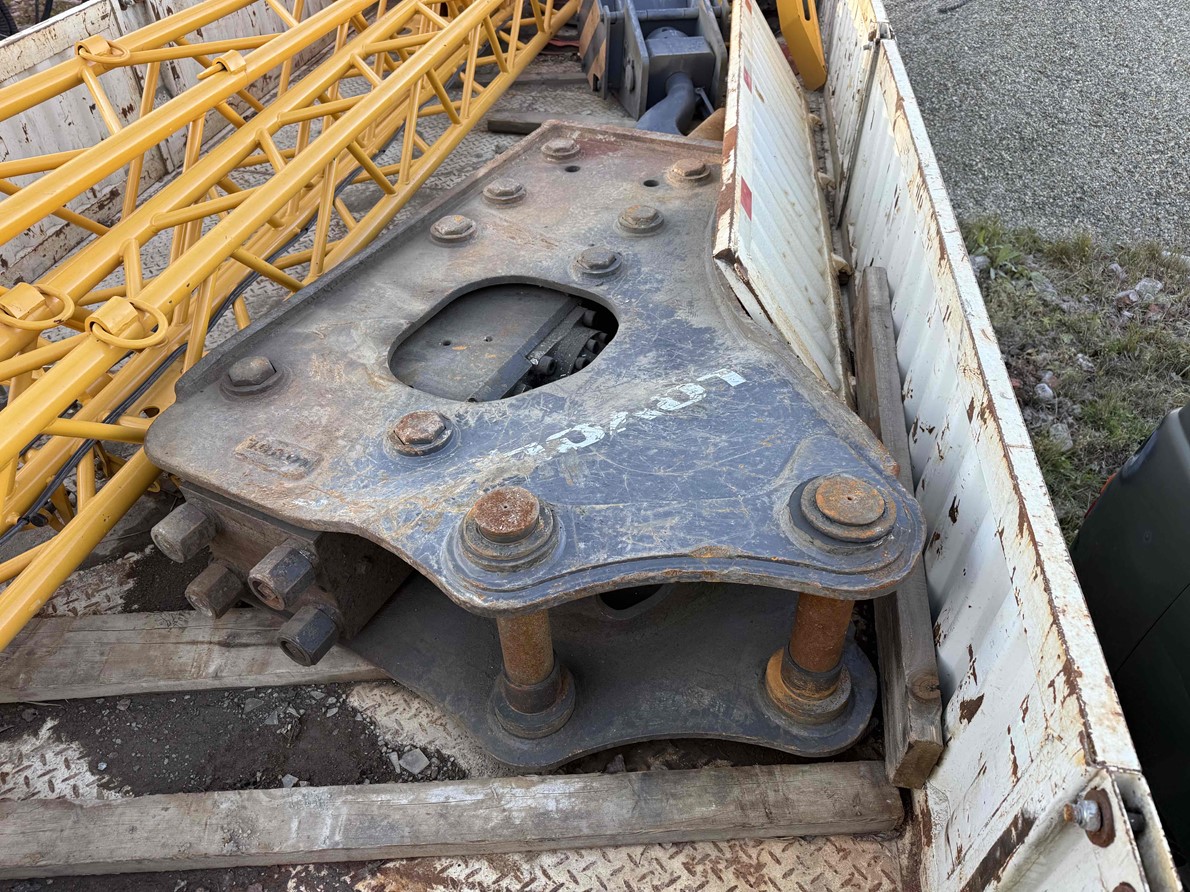 Гидромолот LB140A