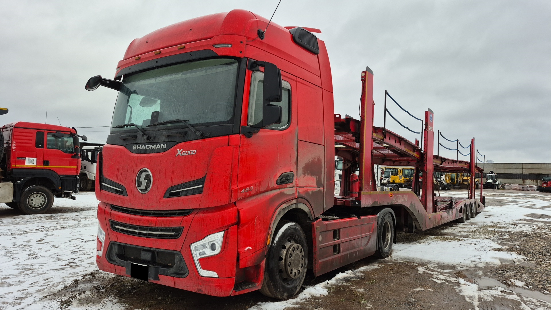 Тягач седельный Shacman SX4188YY381