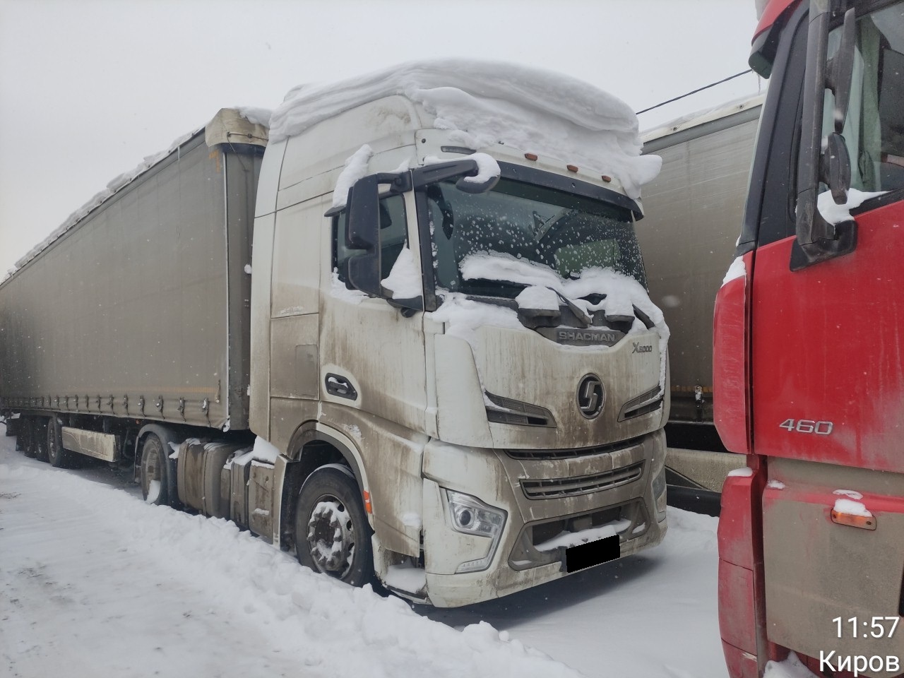 Тягач седельный Shacman SX4188YY381