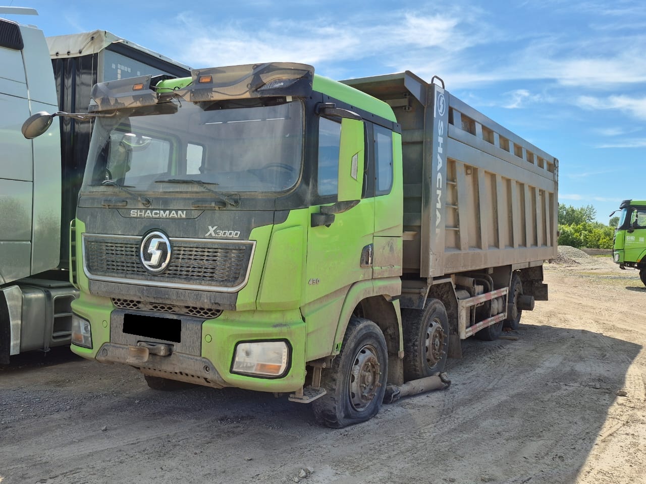 Самосвал Shacman SX33186V366