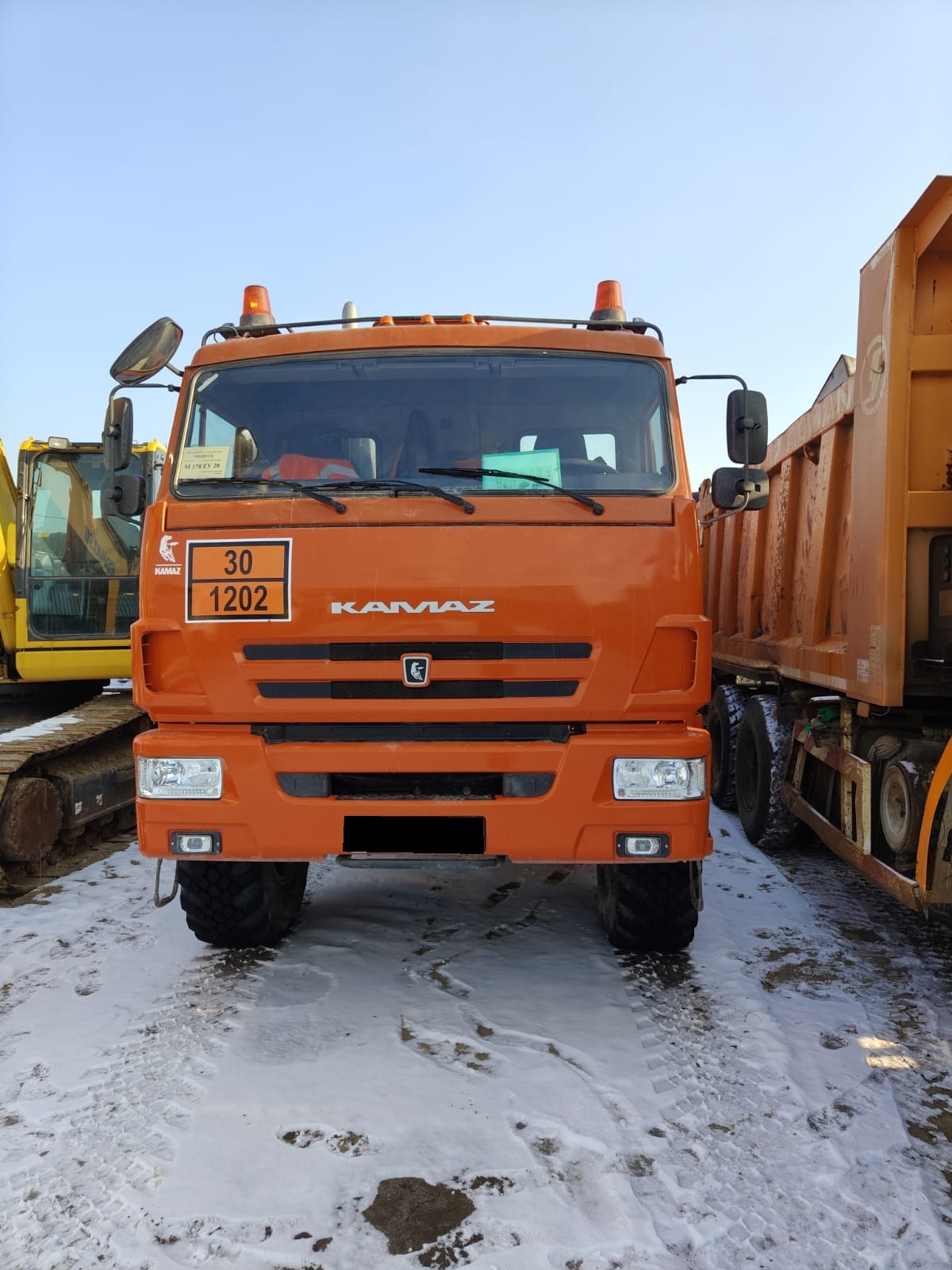 Автоцистерна Нефаз 66062-А5