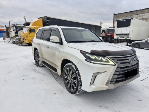 Lexus LX 570