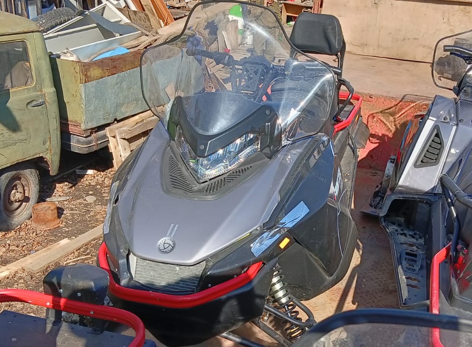 Снегоход Русская Механика Frontier 1000
