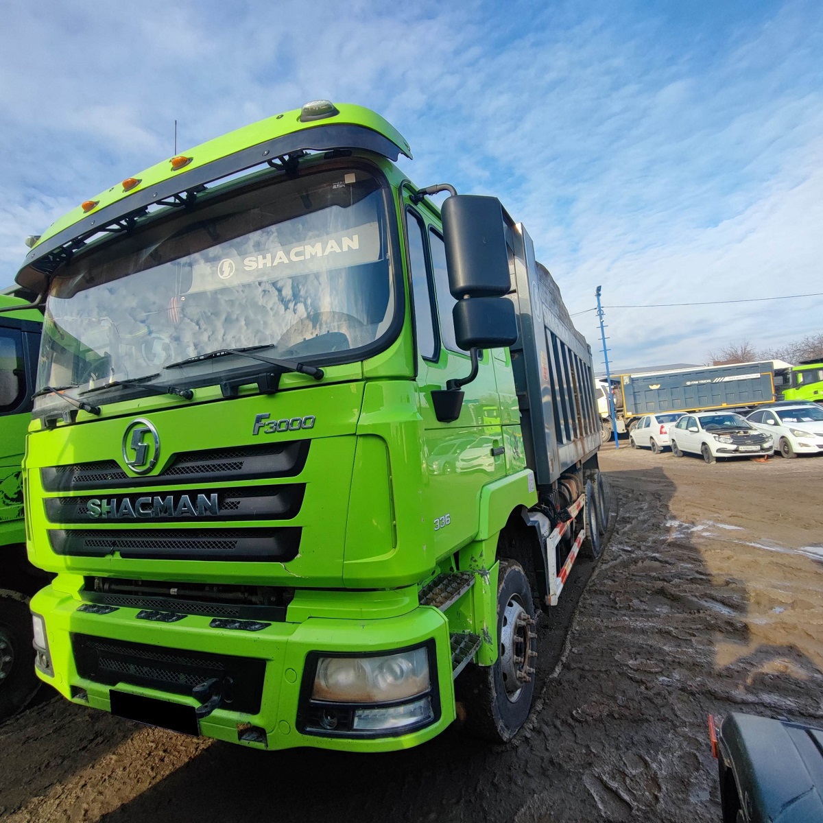 Самосвал Shacman SX32586V384