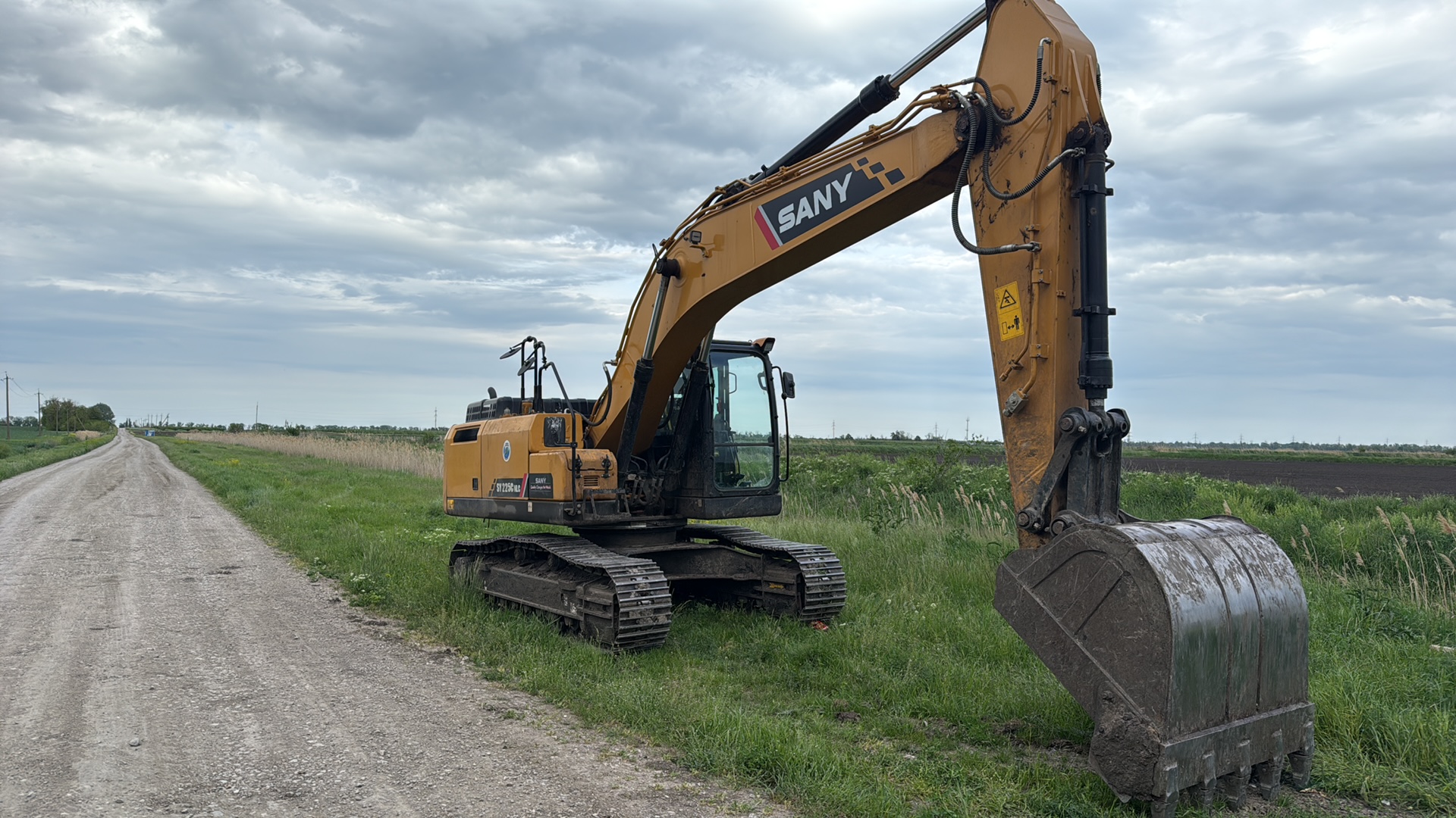 Экскаватор Sany SY225C NLC