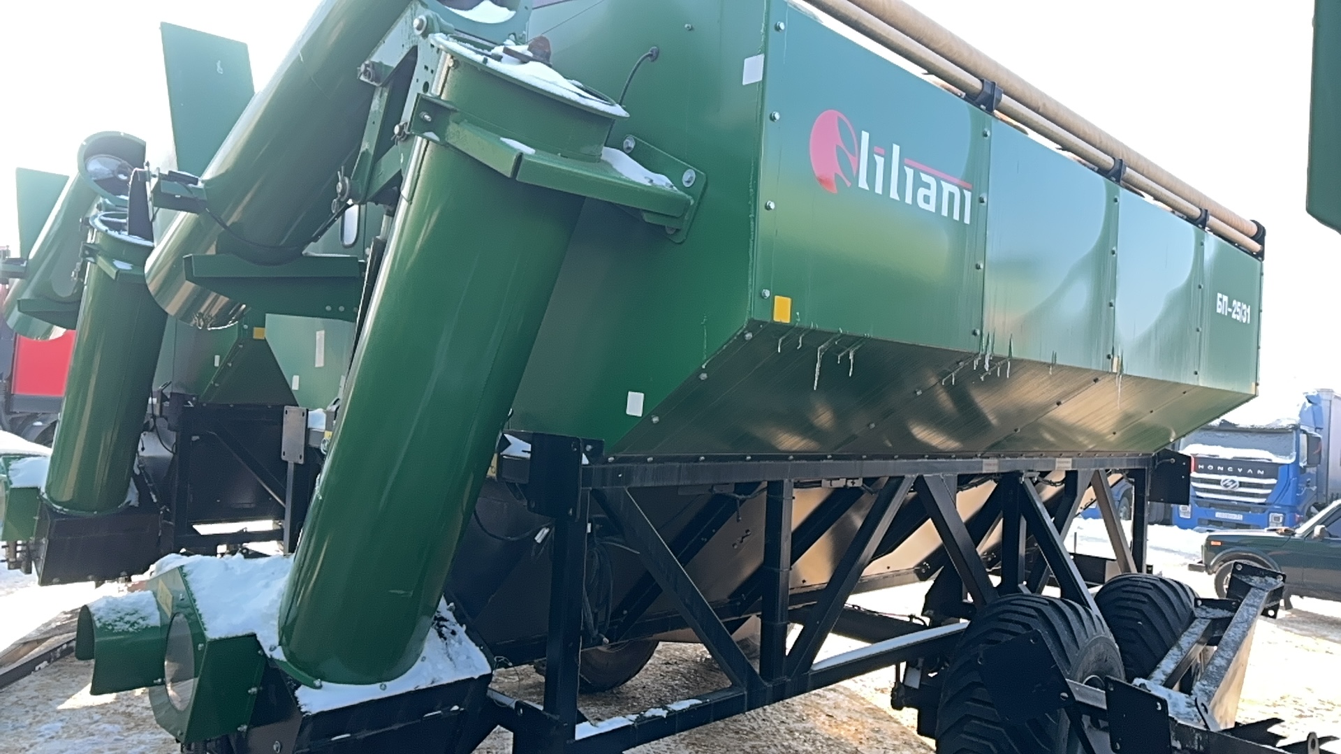 Бункер-перегрузчик Лилиани БП-25/31-1