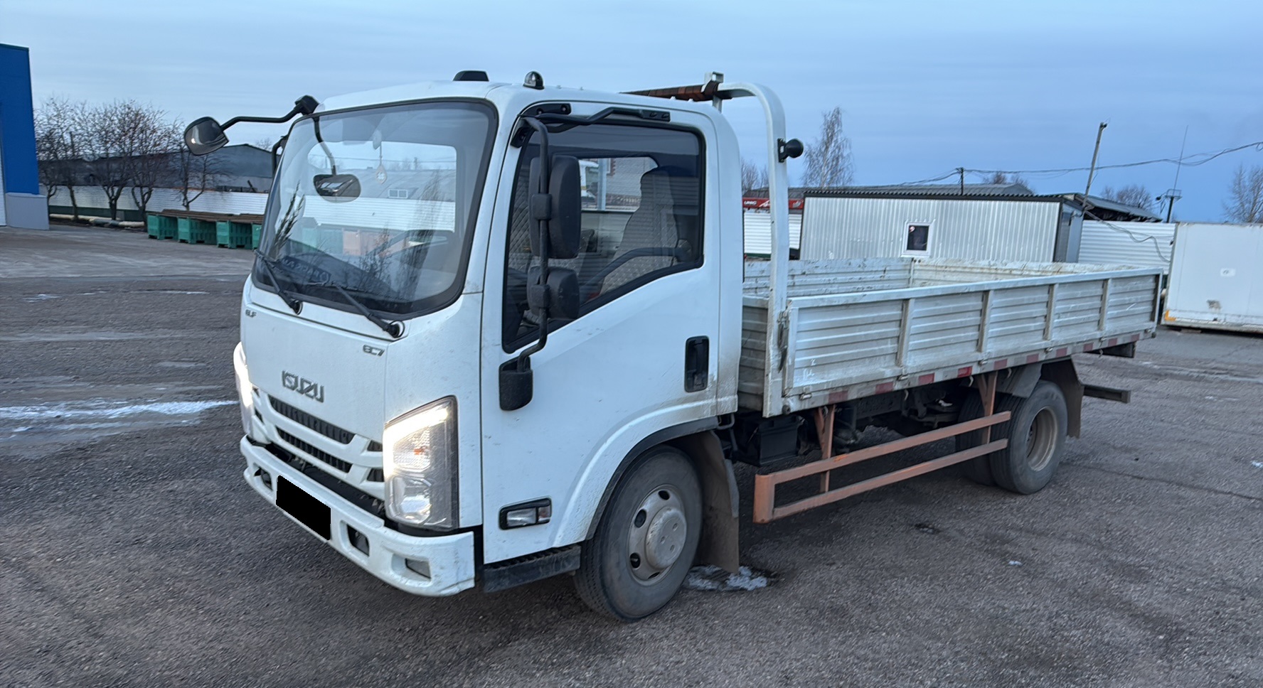 Бортовая платформа ISUZU ELF 