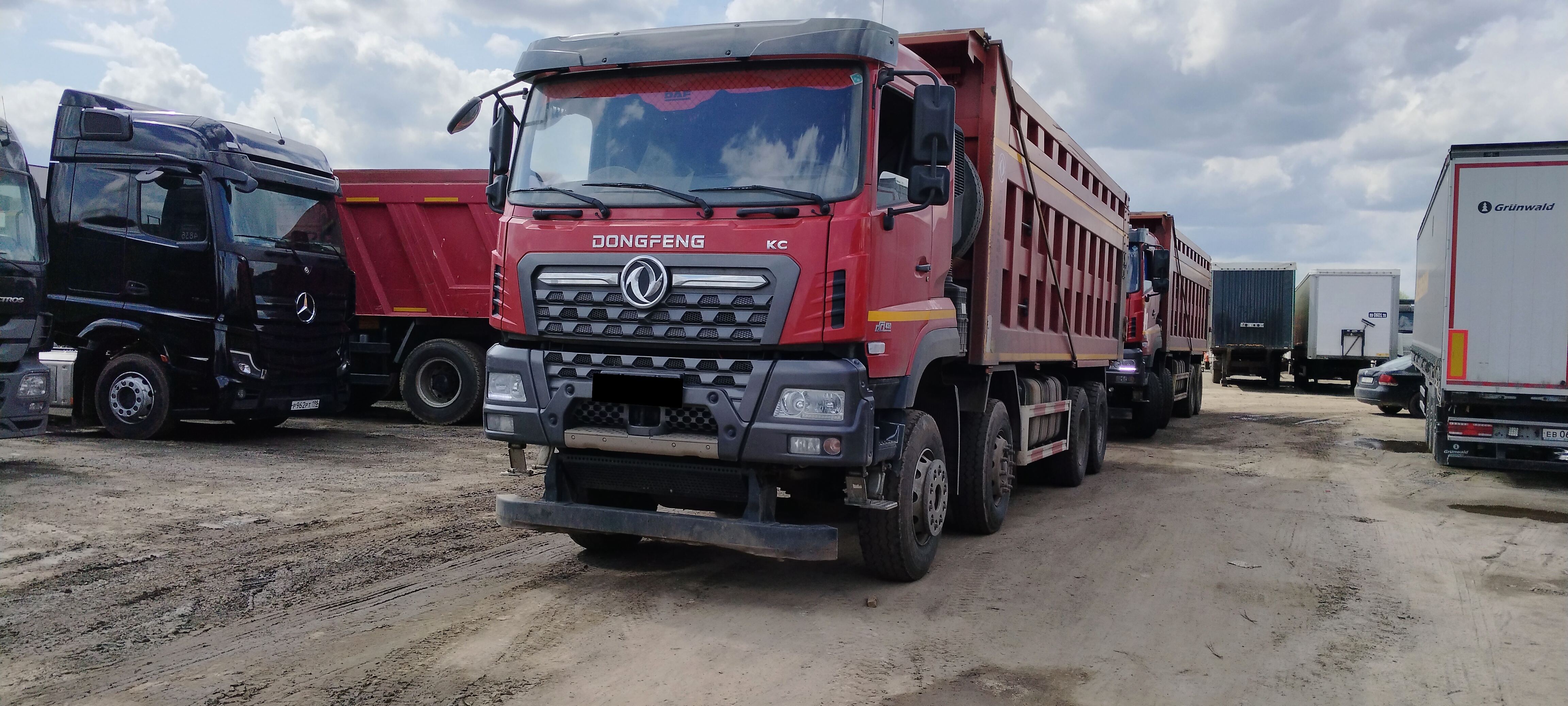 Самосвал Dongfeng KC DFH3410A563