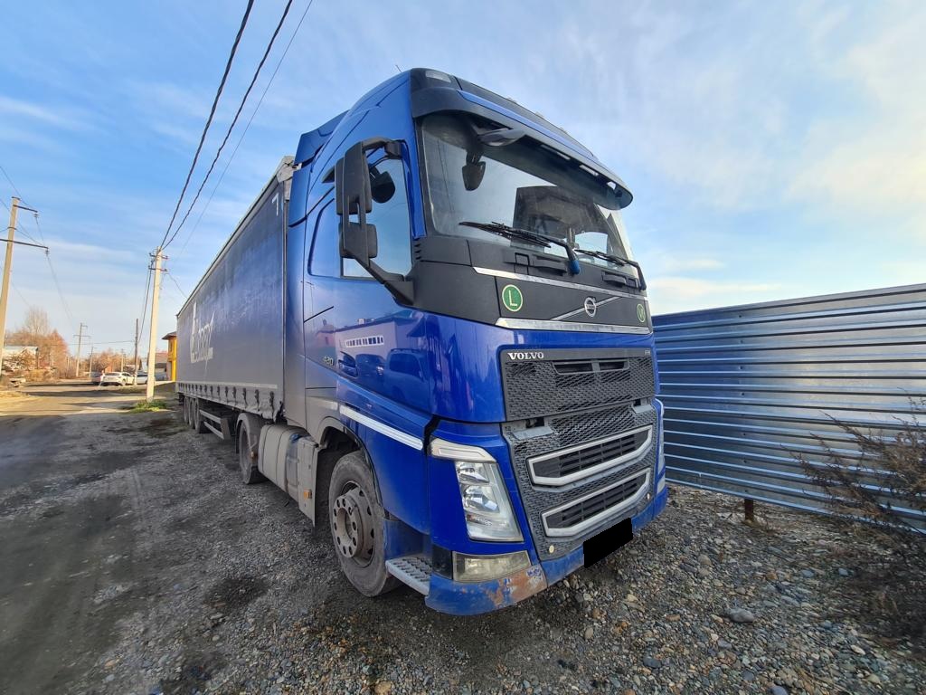 Тягач седельный Volvo FH-Truck
