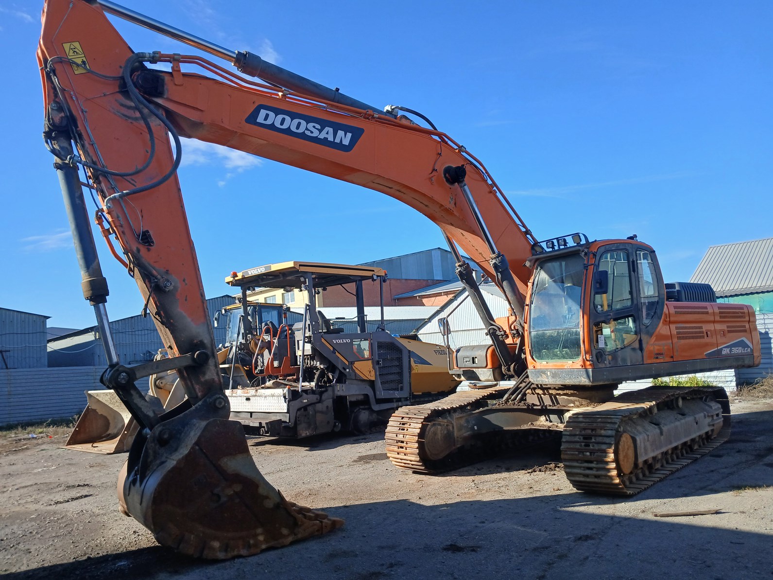 Экскаватор Doosan DX360LCA-7M