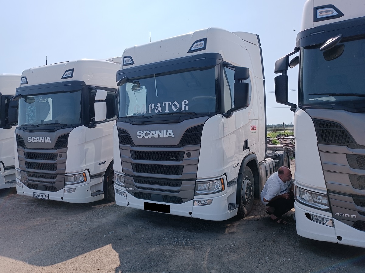 Тягач седельный SCANIA R420