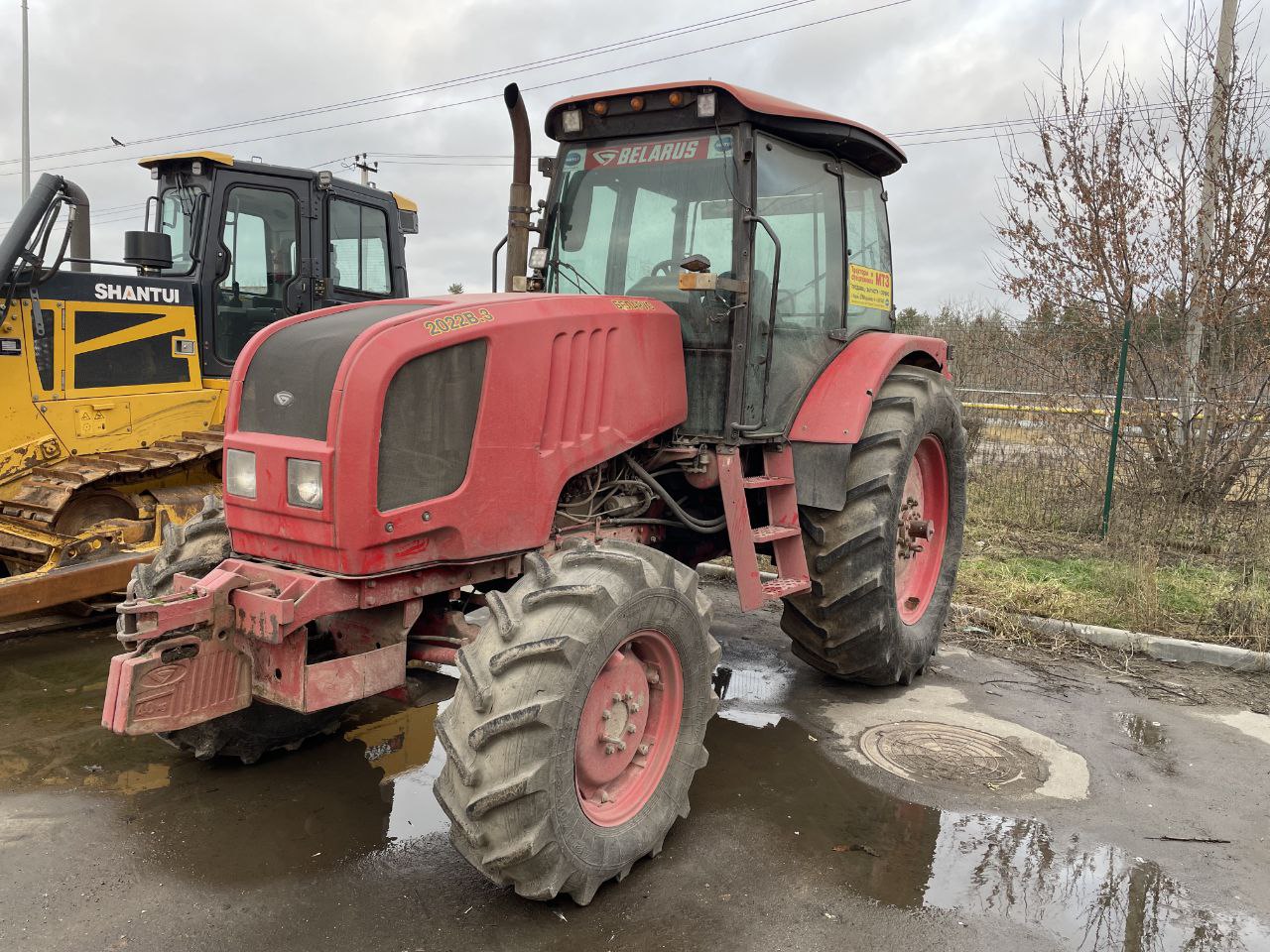 Трактор Беларус 2022В.3