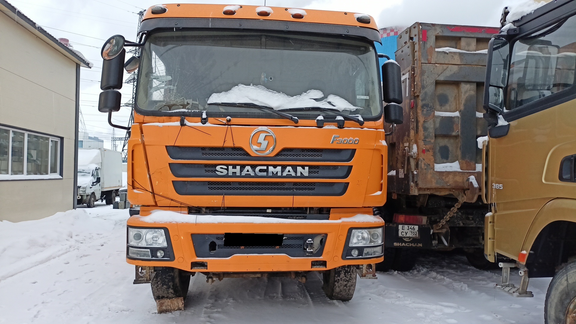 Самосвал Shacman  SX3258DR384