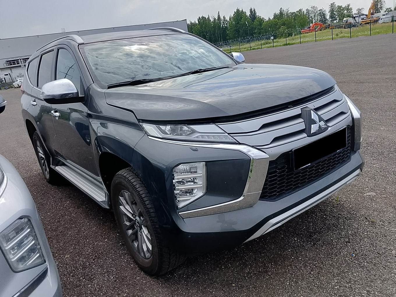 Mitsubishi Pajero Sport