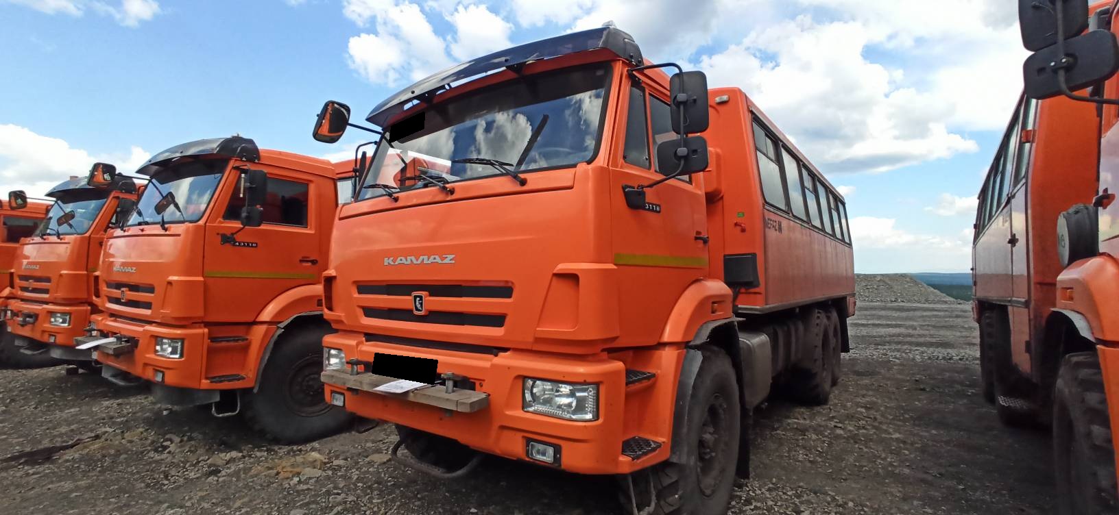 Автобус вахтовый (вахтовка) НЕФАЗ 4208-34 (M3G) на шасси КАМАЗ 43118-50