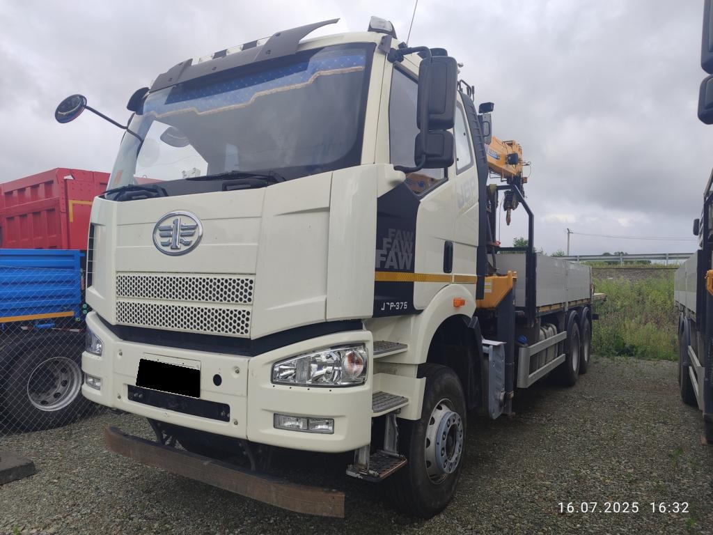 А/м бортовой Faw 3250 с КМУ XCMG SQS200 6