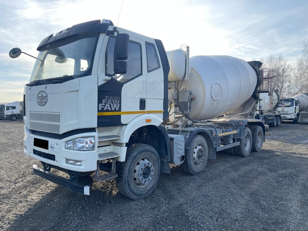 Автобетоносмеситель Tigarbo 69367S на шасси FAW