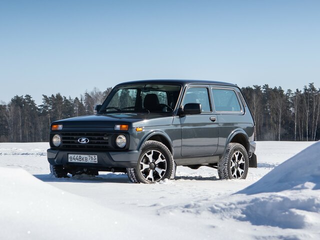 Lada Niva Legend 1.7 MT (83 л.с.) 4WD Внедорожник 3 дв.