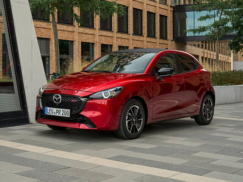 Mazda 2 1.5d MT (105 л.с.) Хэтчбек 5 дв.